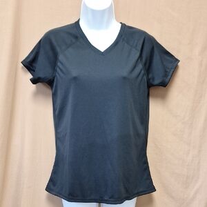 Kanu Surf Swim Shirt V-Neck Rash Guard V-neck Size M NWT Gender Neutral